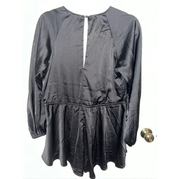 Stolen Hearts Front V-Cut Waist Silky Satin Plunge Jumpsuit Long Sleeve Romper - Picture 4 of 10